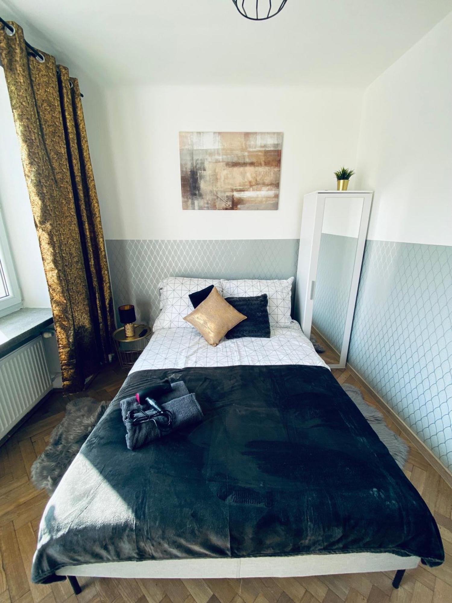 Clicktheflat Plac Bankowy Apartment Warsaw